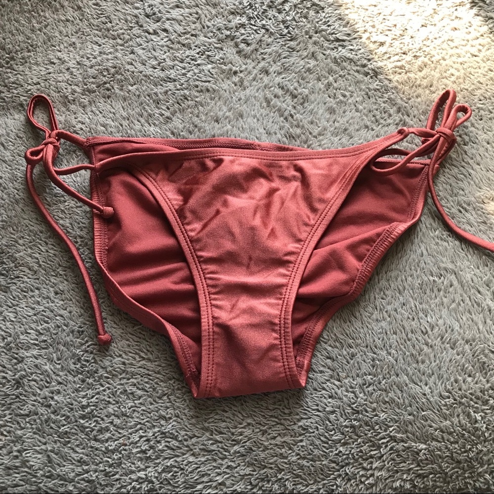 NWT brass cheeky bottoms